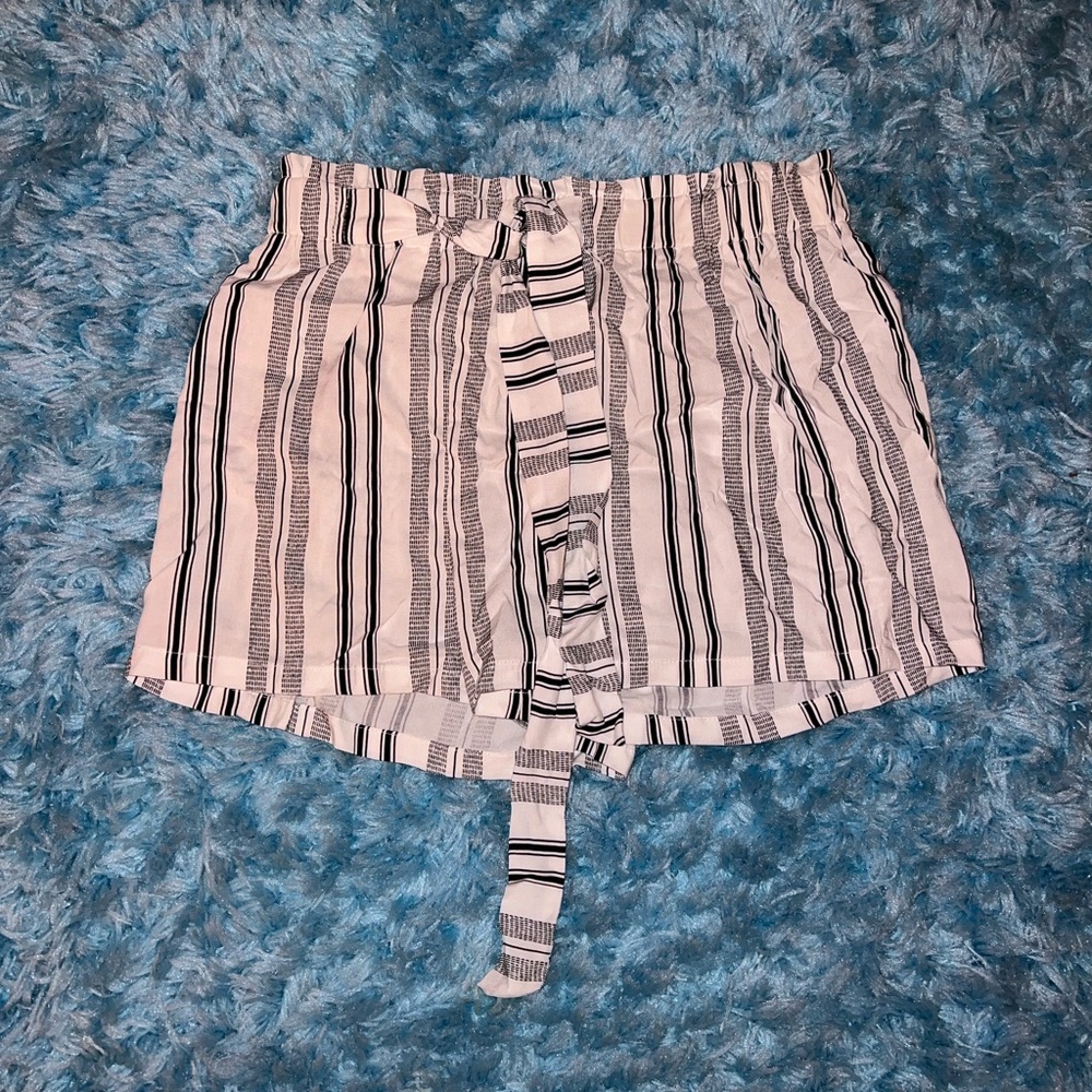 Rue 21 Black & White Striped Shorts